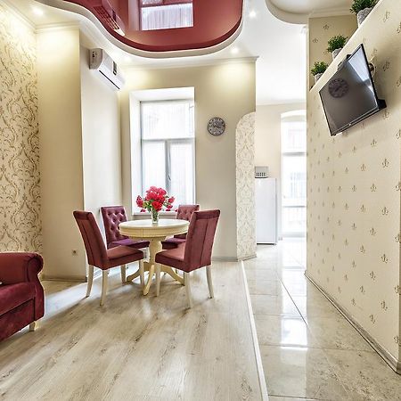 American Apartment リヴィウ エクステリア 写真